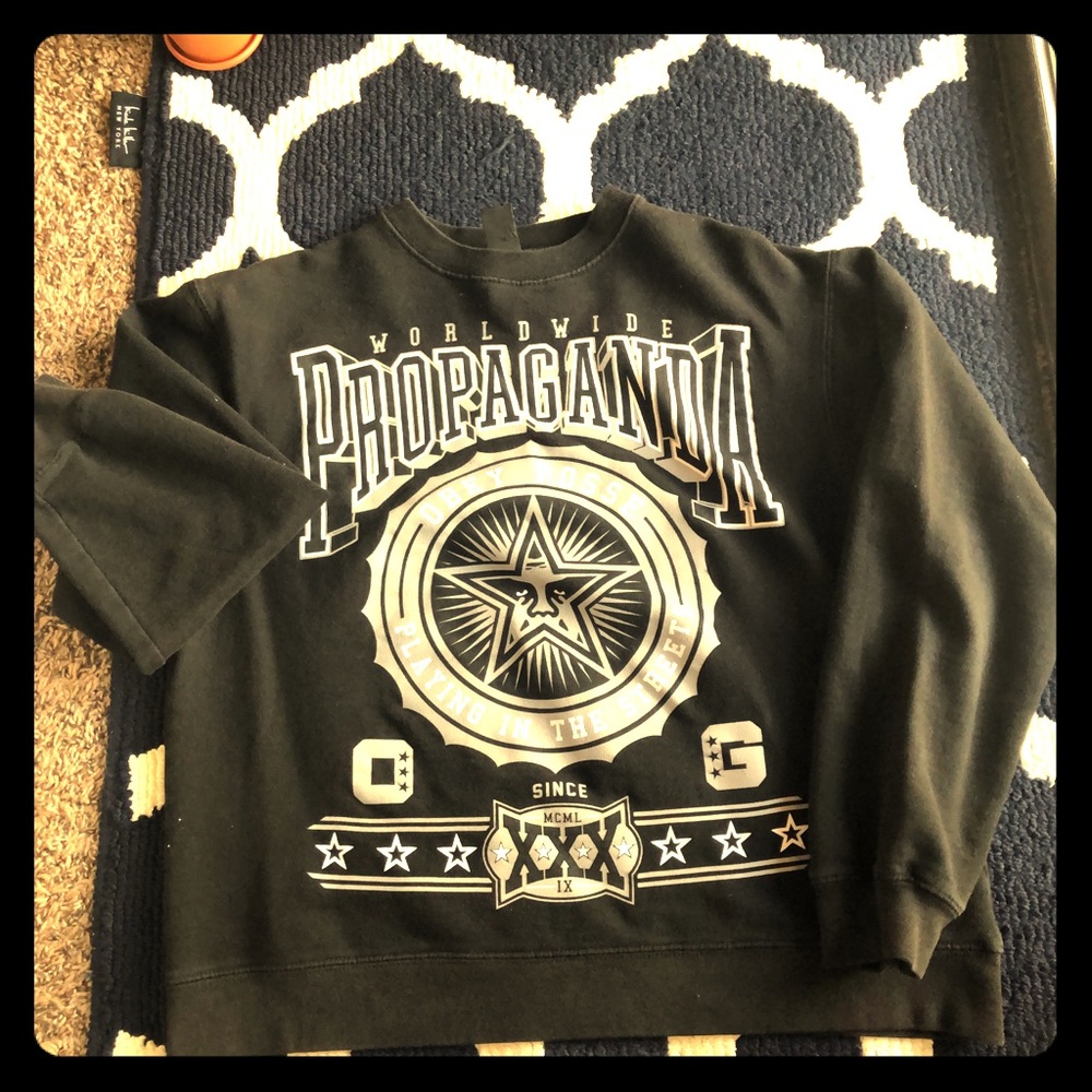 OBEY sweatshirt size M